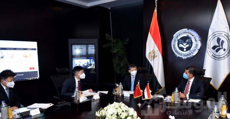 رئيس هيئة الاستثمار يبحث مع السفير الصيني بالقاهرة تيسير إجراءات جذب الاستثمارات