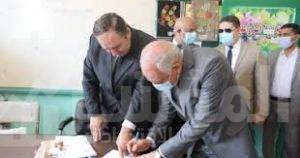 حافظ الجيزة يدلي بصوته في انتخابات مجلس الشيوخ