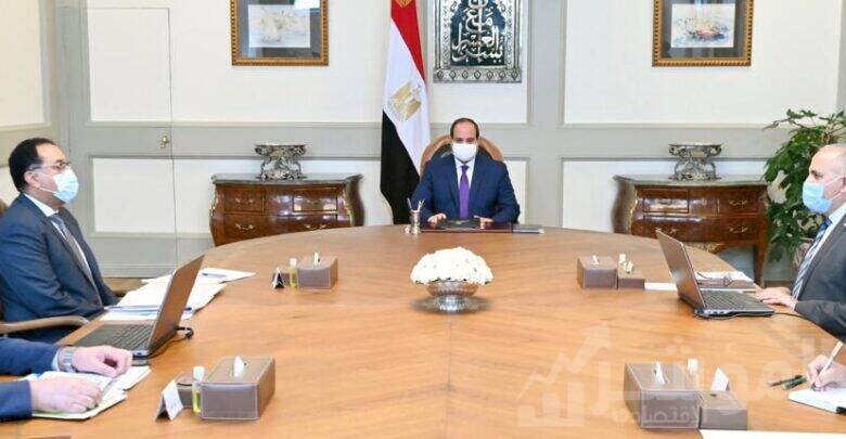 اجتماع الرئيس السيسي مع رئيس الوزراء وعدد من المسئولين اليوم