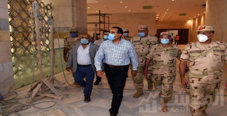 رئيس الوزراء يتفقد مبنى مجلس الوزراء ووزارة الخارجية