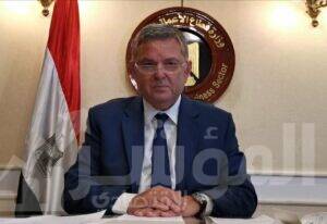 هشام توفيق وزير قطاع الاعمال العام