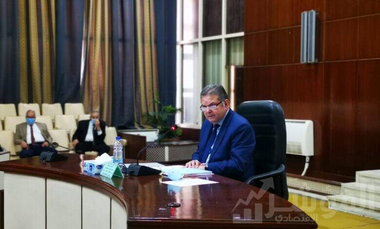 الوزير خلال عمومية القابضة للغزل والنسيج لاعتماد موازنة 2020/2021