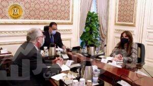 رئيس الوزراء يعقد اجتماعا مع وزير الزراعة