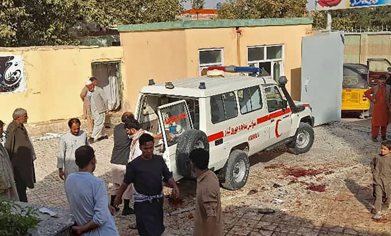 مقتل-وإصابة-100-على-الأقل-في-تفجير-انتحاري-استهدف-مسجدًا-للشيعة-بأفغانستان