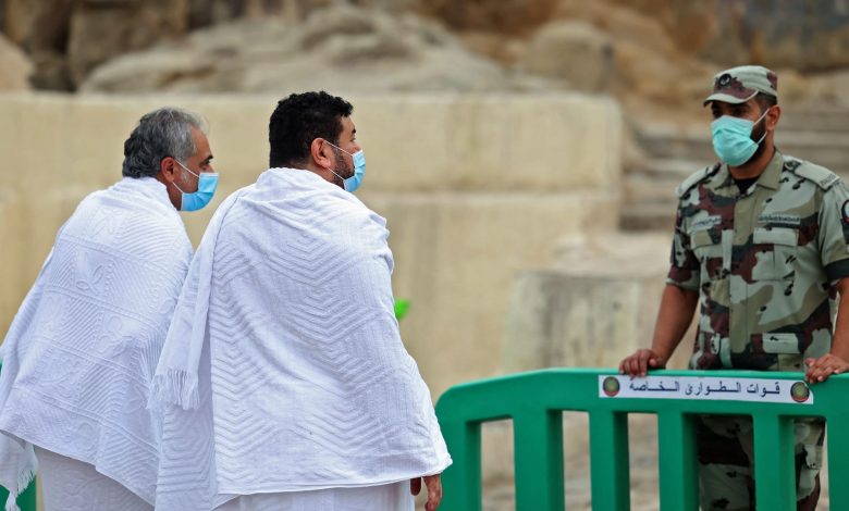 السعودية-تبدأ-تطبيق-اشتراط-التحصين-ضد-كورونا-لدخول-المنشآت-ووسائل-النقل-والعمرة