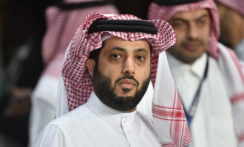 تركي-آل-الشيخ-يكشف-عدد-النسخ-المطبوعة-من-روايته-“تشيللو”-بعد-نفادها-بمعرض-الرياض