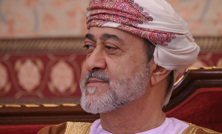 السلطان-هيثم-يأمر-بإنشاء-صندوق-طوارئ-بعد-“شاهين”:-أبناء-عُمان-سطروا-ملحمة-وطنية