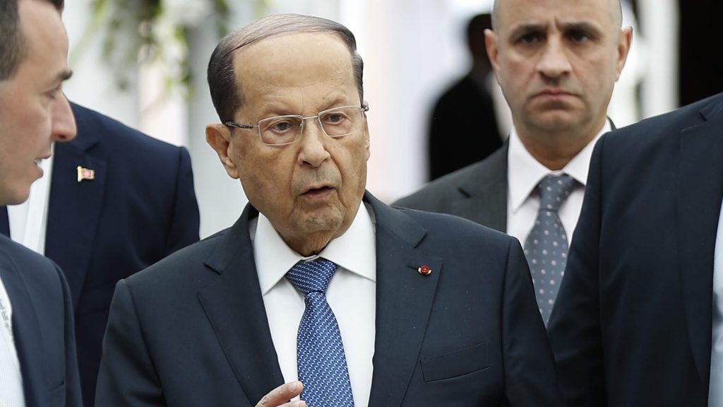رئيس-لبنان:-ليس-مقبولا-عودة-السلاح.-واشتباكات-بيروت-أعادتنا-لصفحة-سوداء-طويناها