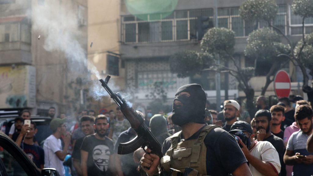 الأمن-اللبناني-يعتقل-19-شخصًا-على-خلفية-اشتباكات-بيروت-الدامية-الأخيرة