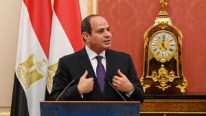 السيسي:-اكتشفت-“بطاقة-تموين-باسمي-بيصرف-بيها-واحد-في-المنيا”