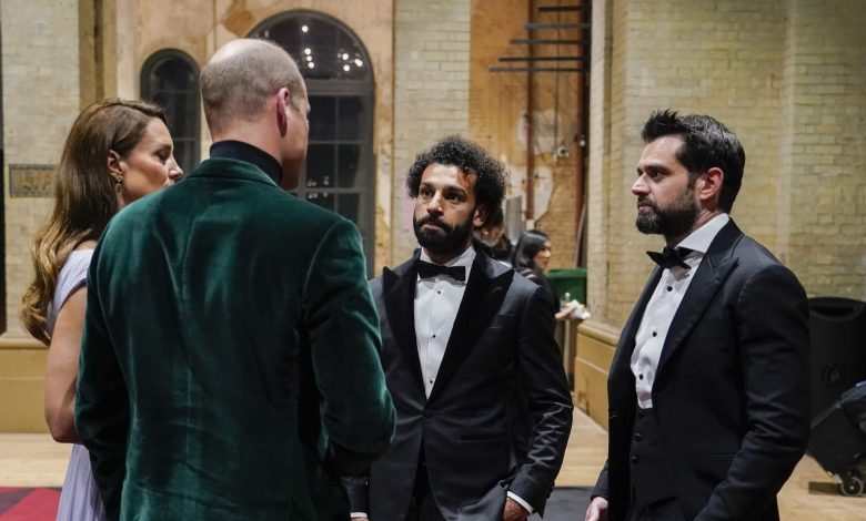 فيديو-متداول.-محمد-صلاح-بحديث-ودي-مع-الأمير-ويليام-وزوجته
