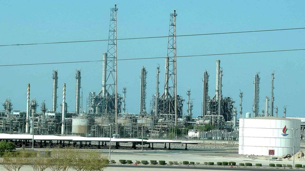 شركة-البترول-الكويتية:-حريق-مصفاة-الأحمدي-لم-يؤثر-على-العمليات-ولا-إصابات