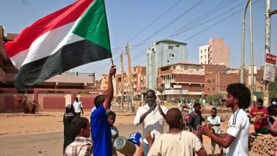 ضغط-دولي-على-قادة-الانقلاب-في-السودان.-والعصيان-المدني-مستمر
