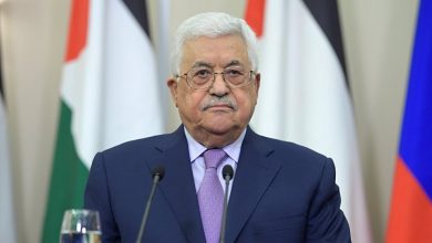 صورة الرئيس الفلسطيني يؤكد أن قمة مصر والأردن وحدت الموقف تجاه السلام