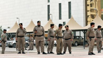 صورة النيابة السعودية تلوح بـ”أشد العقوبات” ضد المتورطين بفيديو الاعتداء داخل مطعم