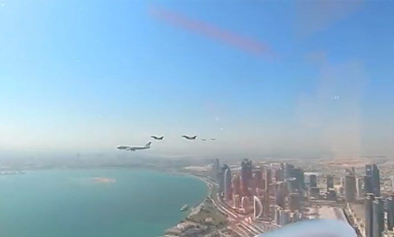 قطر.-فيديو-مرافقة-مقاتلات-لطائرة-سلطان-عُمان-فوق-الدوحة