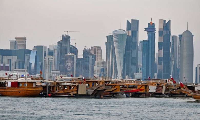 قطر-تقرير-بريطاني-يبرز-انتهاكات-واستغلال-وافدين.-والدوحة-ترد