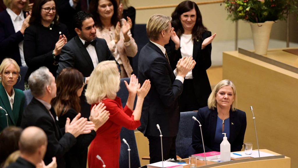 استقالة-أول-رئيسة-وزراء-للسويد-بعد-بضع-ساعات-فقط-من-فوزها-بالمنصب