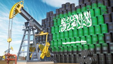 صورة السعودية والكويت تؤكدان العمل على زيادة إنتاج النفط من الحقول المشتركة
