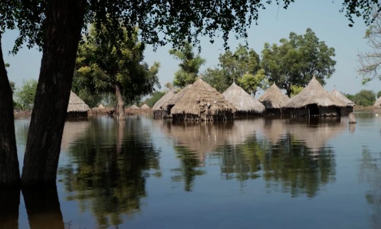 أغرقت-بلدات-بأكملها.-جنوب-السودان-يتعرض-لفيضانات-غير-مسبوقة-شردت-الآلاف