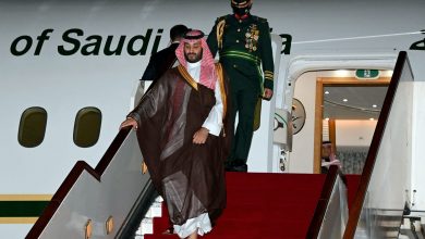 صورة ولي عهد السعودية يصل البحرين ضمن جولته الخليجية