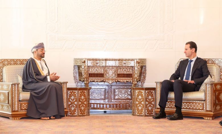 وزير-خارجية-عُمان-يجري-أول-زيارة-إلى-سوريا.-والأسد:-متغيرات-المنطقة-تتطلب-مقاربة-سياسية