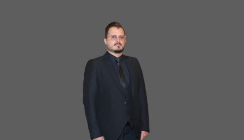 حسام الاكشر رئيس مجلس إدارة الشركة