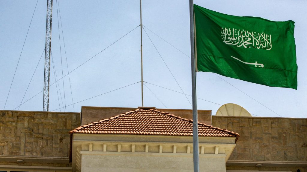 السعودية-تعلن-رفع-تعليق-السفر-بـ”الهوية-الوطنية”-بين-دول-الخليج
