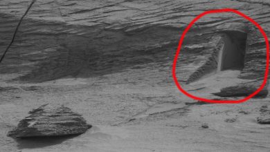 لغز-صورة-“بوابة”-منحوتة-بكوكب-المريخ-نشرتها-ناسا-تشعل-ضجة