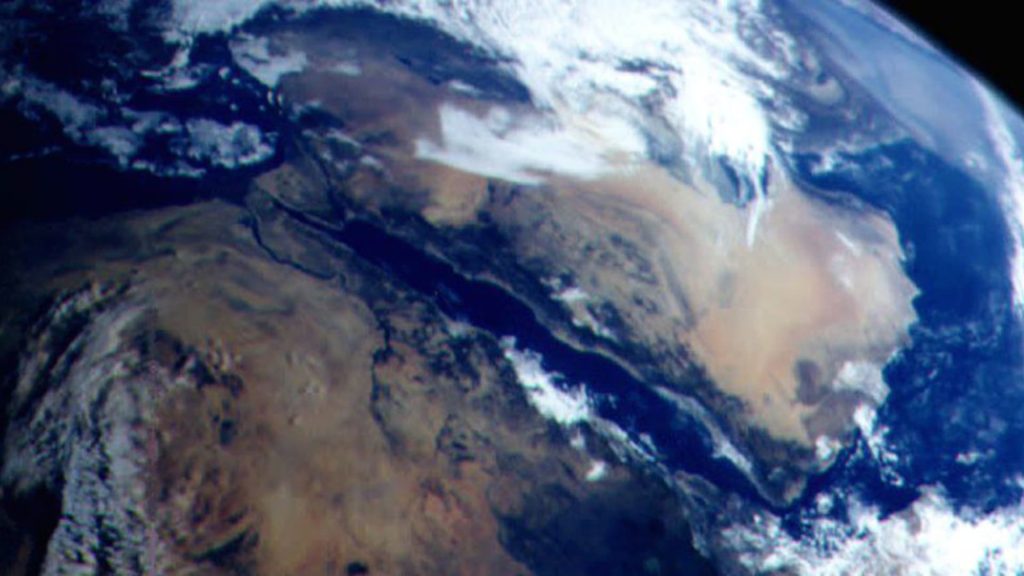 السعودية-تقدم-10-ملايين-دولار-لمواجهة-تهديد-الناقلة-“صافر”-في-اليمن