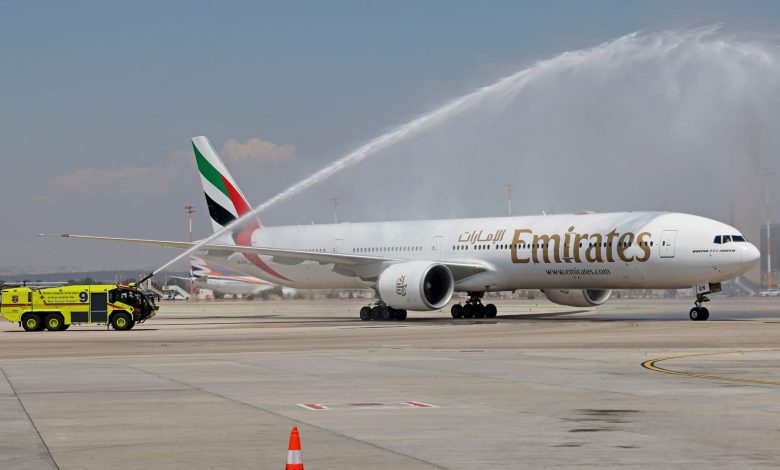 هبوط-أول-رحلة-لطيران-الإمارات-في-تل-أبيب.-وسفير-أبوظبي-يُعلق
