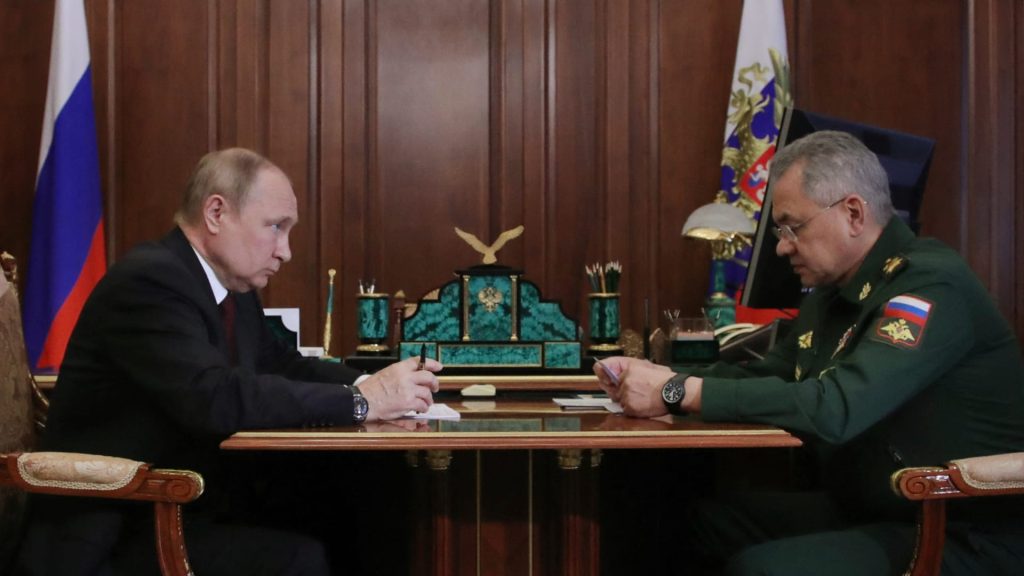 شويغو-يبلغ-بوتين-بإتمام-السيطرة-على-لوغانسك.-والرئيس-الروسي-لقواته:-“استريحوا”