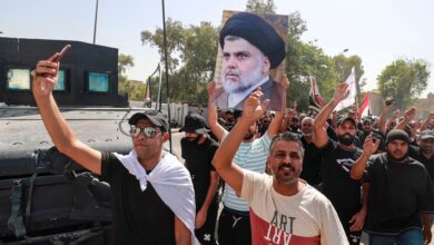 احتجاجات-حاشدة-لمؤيدي-الصدر-في-بغداد-احتجاجًا-على-ترشيح-السوداني