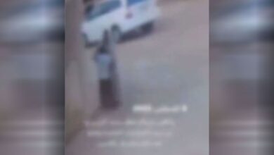 السعودية.-فيديو-مقيم-مصري-يعتدي-على-طفل-يثير-تفاعلا-والداخلية-ترد