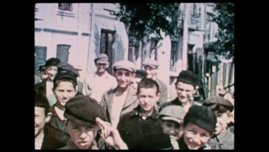 لقطات-شديدة-الندرة-من-عام-1938-تظهر-حياة-اليهود-ببلدة-بولندية-قبل-“الهولوكوست”