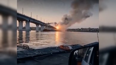 فيديو-يظهر-هجوم-أوكرانيا-على-جسر-رئيسي-تستخدمه-روسيا.-ومسؤولون-يوجهون-رسالة-لسكان-خيرسون