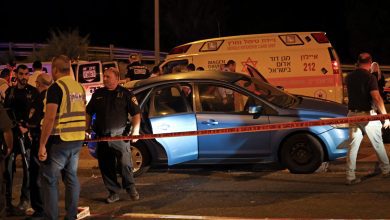 شرطة-إسرائيل:-إصابة-8-أشخاص-في-حادث-طعن-إرهابي.-ومقتل-مشتبه-به
