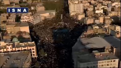 شاهد.-مسيرات-مئات-الآلاف-من-مؤيدي-حكومة-إيران-للتنديد-باضطرابات-وفاة-مهسا-أميني