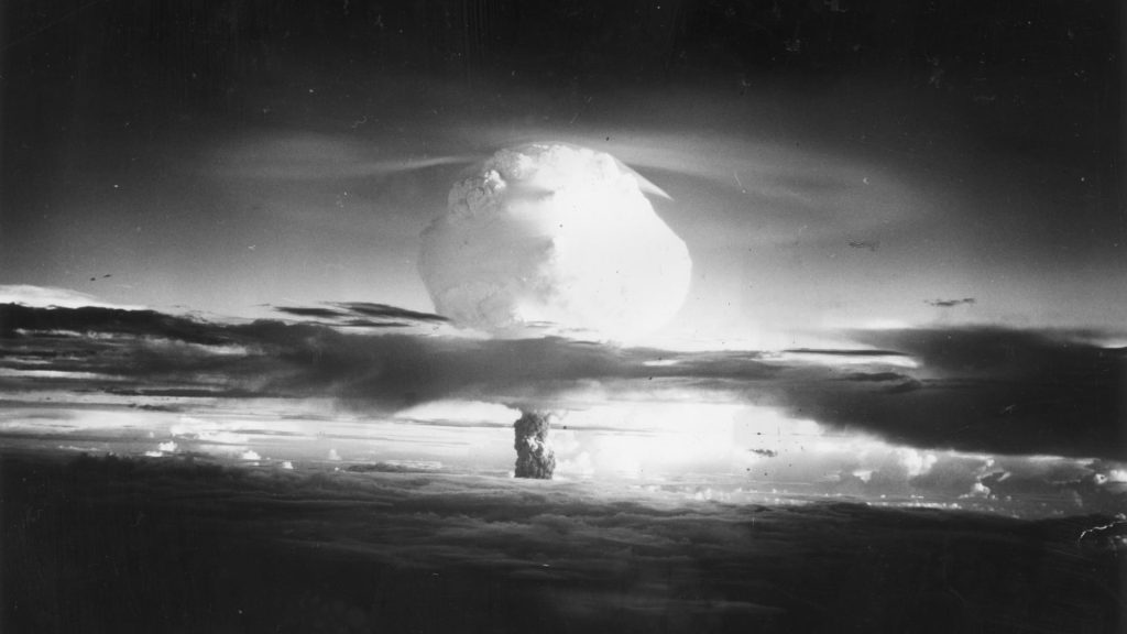 لماذا-حذر-بايدن-من-حرب-“نهاية-العالم”-الآن-ردًا-على-تهديدات-بوتين-النووية؟