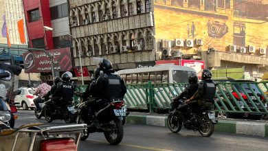 الشرطة-الإيرانية-تحقق-في-حادثة-تحرش-أحد-عناصرها-بامرأة-خلال-الاحتجاجات