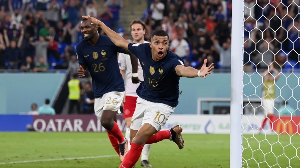 كأس-العالم:-كيليان-مبابي-يقود-فرنسا-لبلوغ-دور-الـ-16-بعد-الفوز-على-الدنمارك
