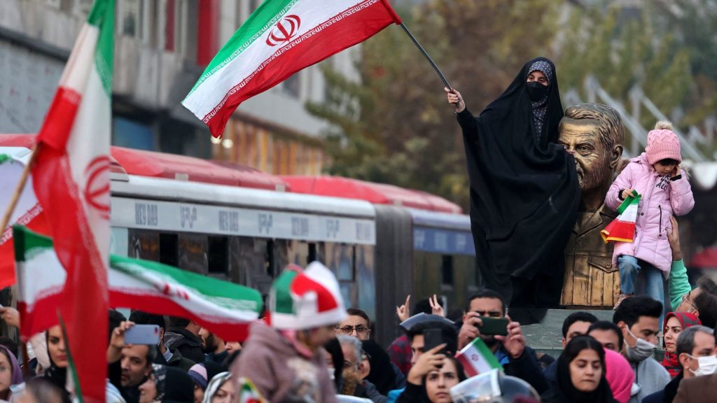 قبل-مواجهة-الثلاثاء.-إيران-تطالب-الفيفا-بـ”إجراءات-جادة”-ضد-أمريكا-بسبب-“تشويه-العلم”