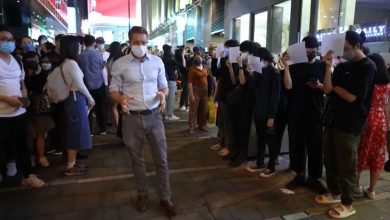 اتساع-رقعة-احتجاجات-“الأوراق-البيضاء”-من-الصين-إلى-هونغ-كونغ