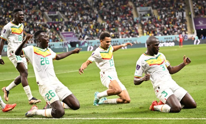 كأس-العالم-السنغال-تفوز-على-الإكوادور-2-–-1.-وتعبر-إلى-الدور-الثاني