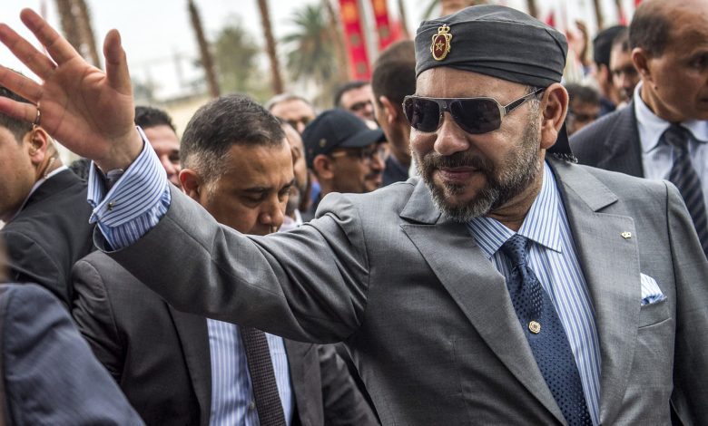 فيديو-ردّ-فعل-ملك-المغرب-بعد-الفوز-على-إسبانيا-يثير-تفاعلا.-وهذا-ما-قاله-باتصال-مع-المنتخب