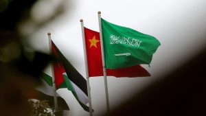تحليل:-رئيس-الصين-في-السعودية.-رسالة-إلى-الولايات-المتحدة-من-حلفائها-الخليجيين