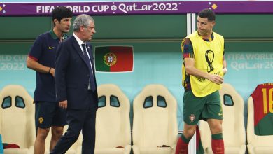 “لم-يكن-سعيدا”.-مدرب-البرتغال-يكشف-كيف-أبلغ-رونالدو-بأنه-لن-يلعب-أساسيا-في-مباراة-سويسرا
