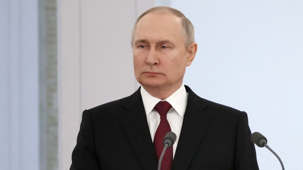بوتين-يطرح-احتمال-التخلي-عن-“عدم-الاستخدام-أولا”-بالعقيدة-النووية-الروسية