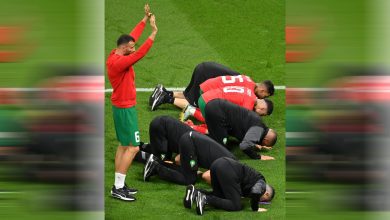 سجود-لاعبي-المغرب-رغم-الخسارة-أمام-كرواتيا-وسط-تفاعل-وتوديع-مغردين