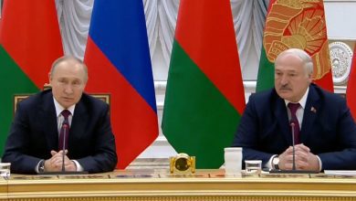 الرئيس-الروسي-فلاديمير-بوتين-في-زيارة-نادرة-إلى-بيلاروسيا.-وأوكرانيا:-نخشى-غزوًا-واسع-النطاق